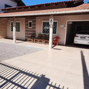 Casa de Férias Casa Da Miraci Proximo Ao Mar E Ao Beto Carreiro, Penha (Santa Catarina)